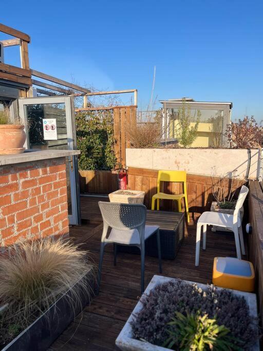 Apartment Sunny/stylish Rooftop Home/private Balcony Shared Jacuzzi